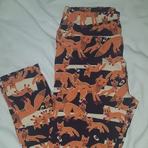 Lularoe Fox Leggings Rare Size OS